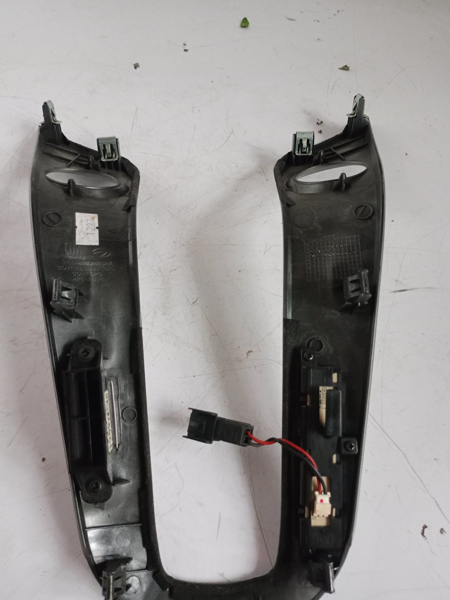 Shifter Assembley Cover | Chevrolet Cruze