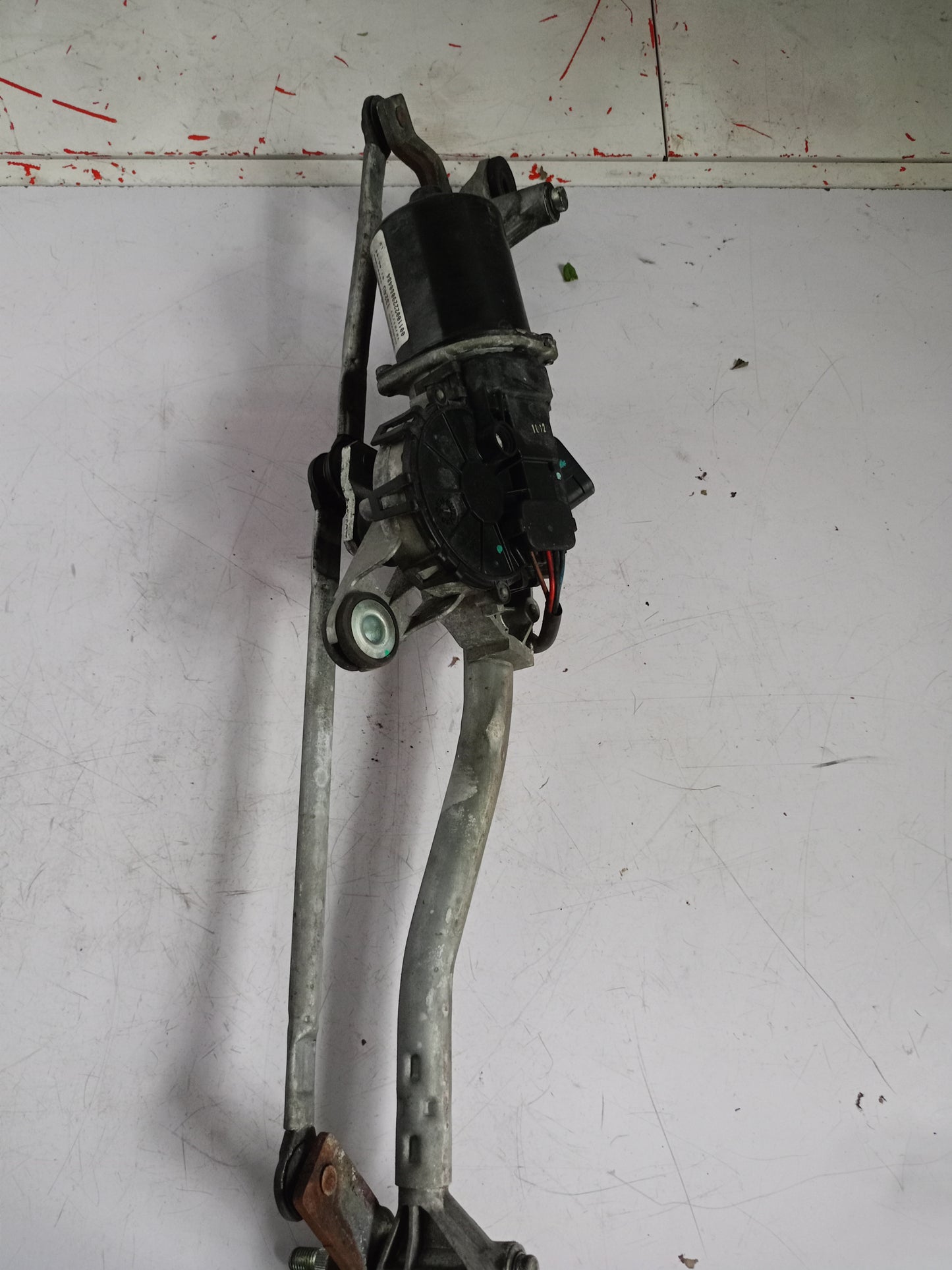 Wiper Linkage W/Motor | Chevrolet Cruze