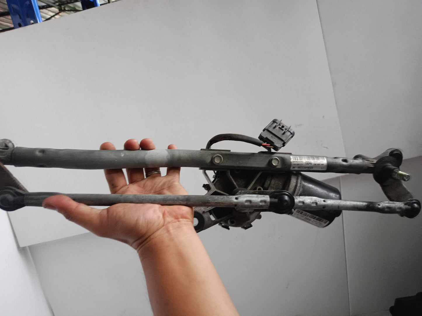 Wiper Linkage W/Motor | Chevrolet Cruze