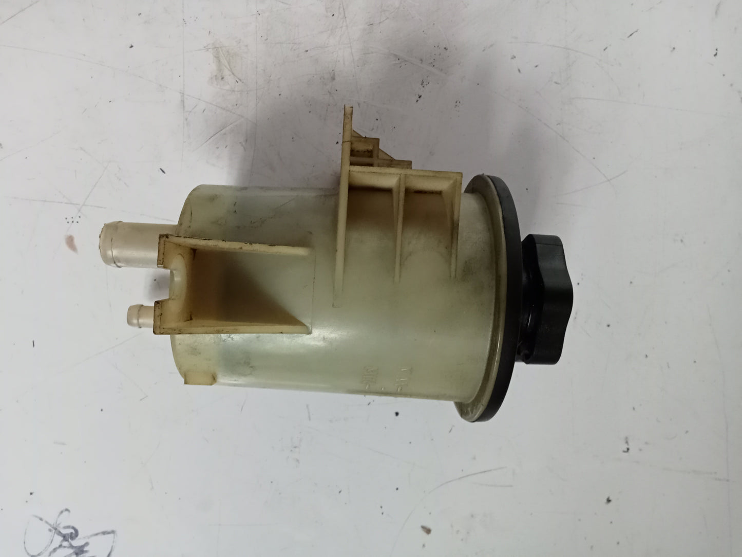 Steering Reservo Tank | Ford Expedition