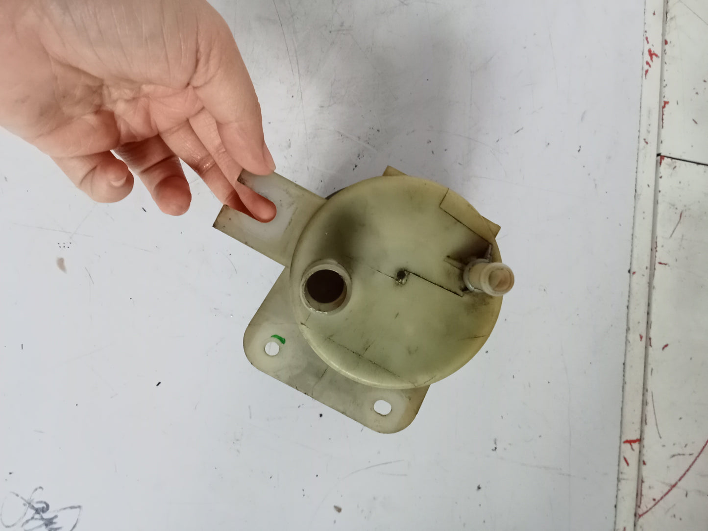Steering Reservo Tank | Ford Expedition