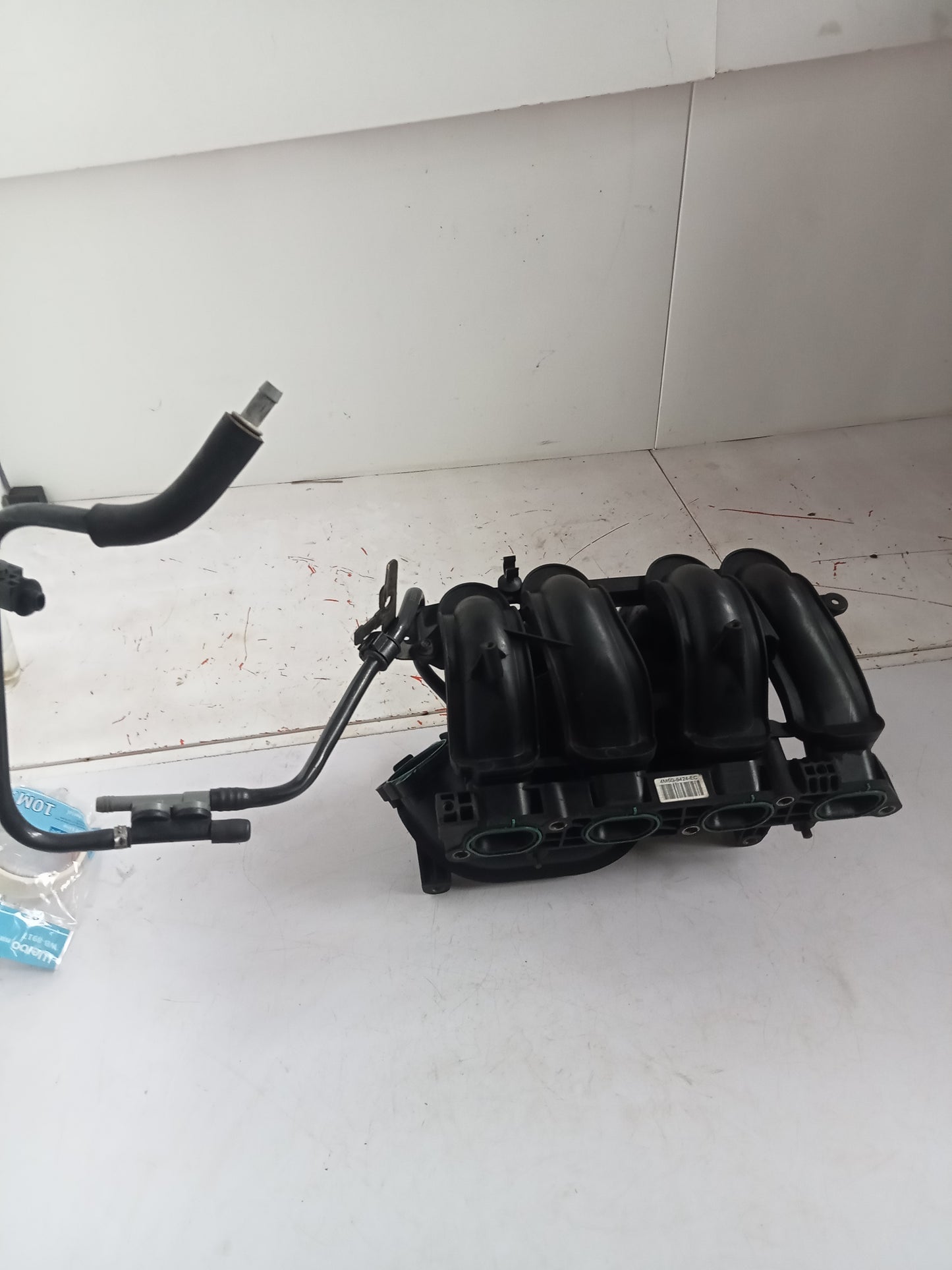 Intake manifold | Ford Fiesta 1.5