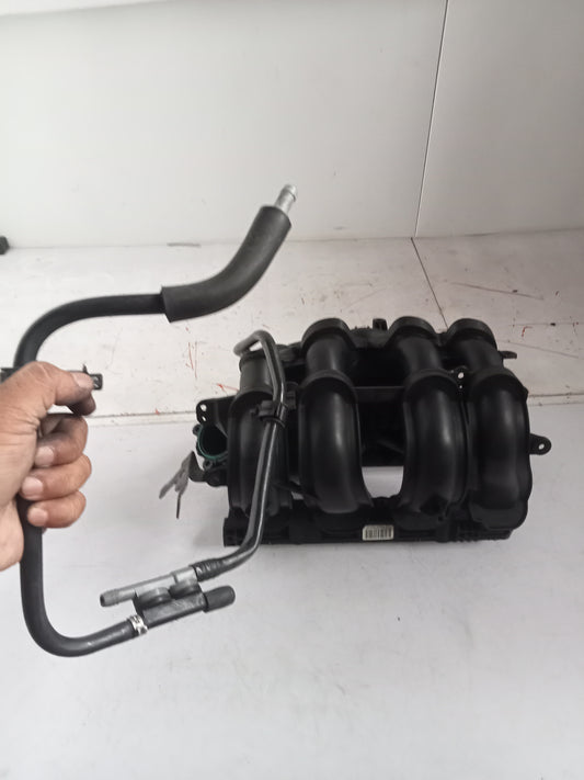 Intake manifold | Ford Fiesta 1.5