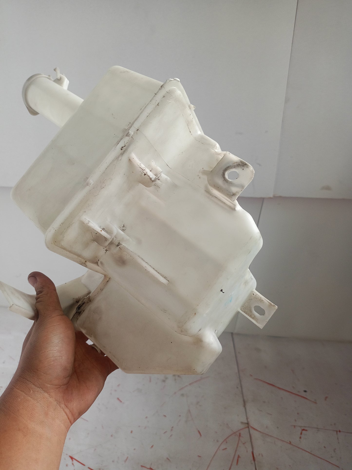 Washer Tank | Mitsubishi Mirage
