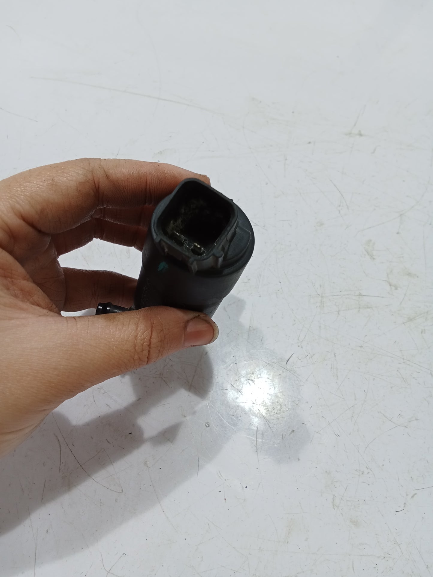 Windshield Washer Pump | Hyundai Reina