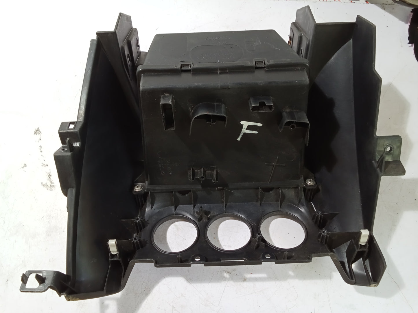 Center Frame Console | Mitsubishi Asx