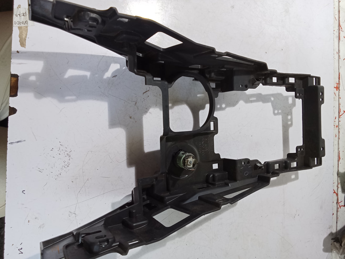 Center Frame Cansole | Mitsubishi Asx