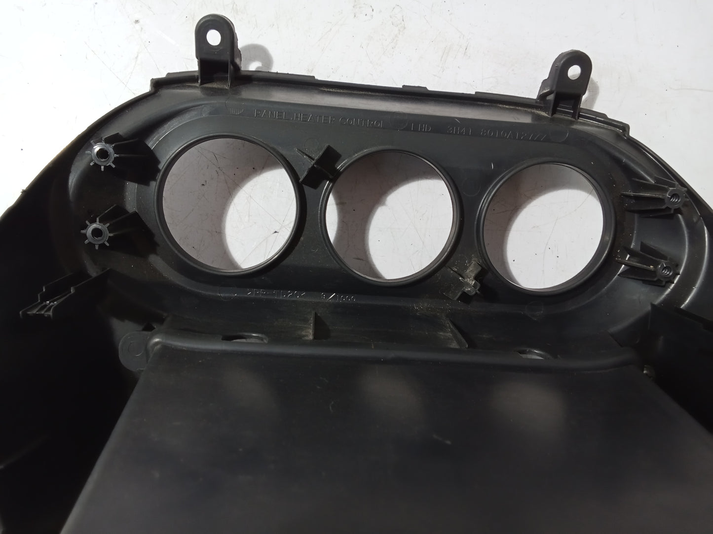 Center Frame Console | Mitsubishi Lancer Ex