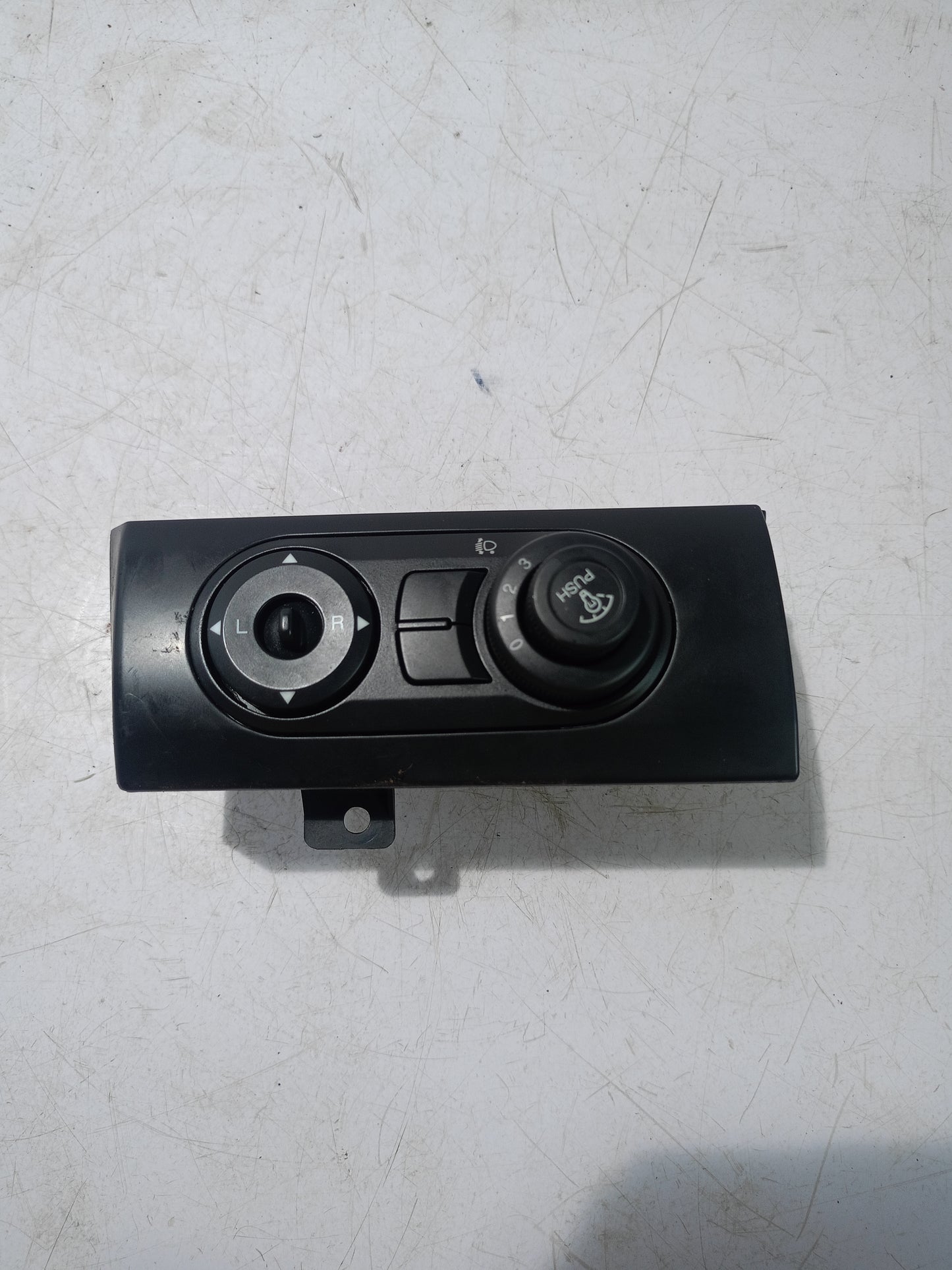 Mirror Switch | Chevrolet Captiva Gas