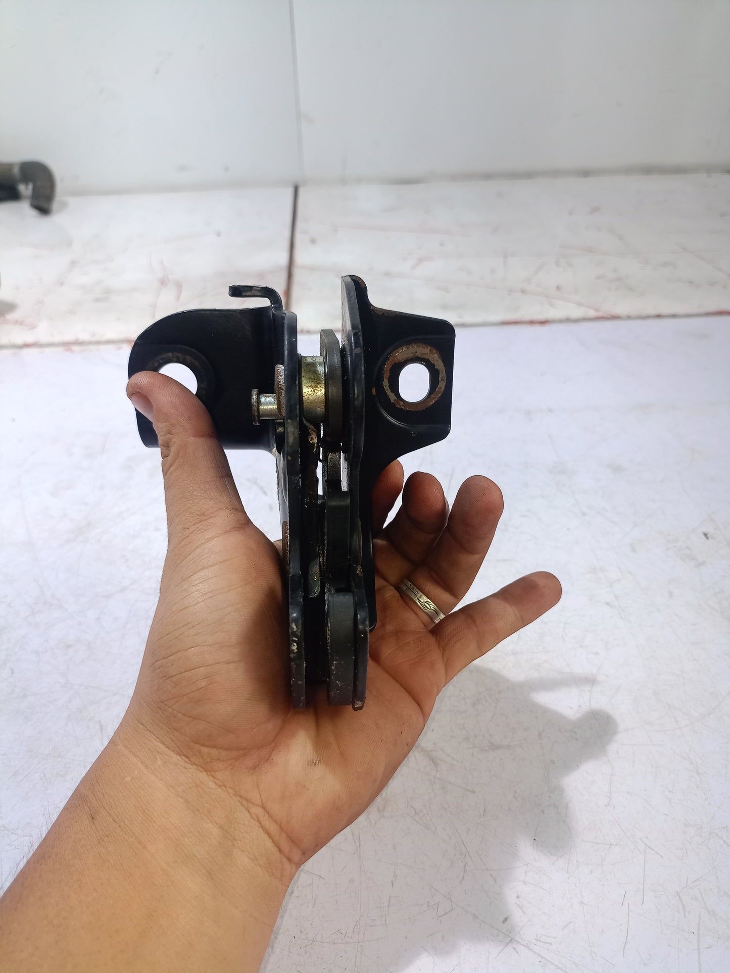 Trunk Lock | Chevrolet Captiva Gas