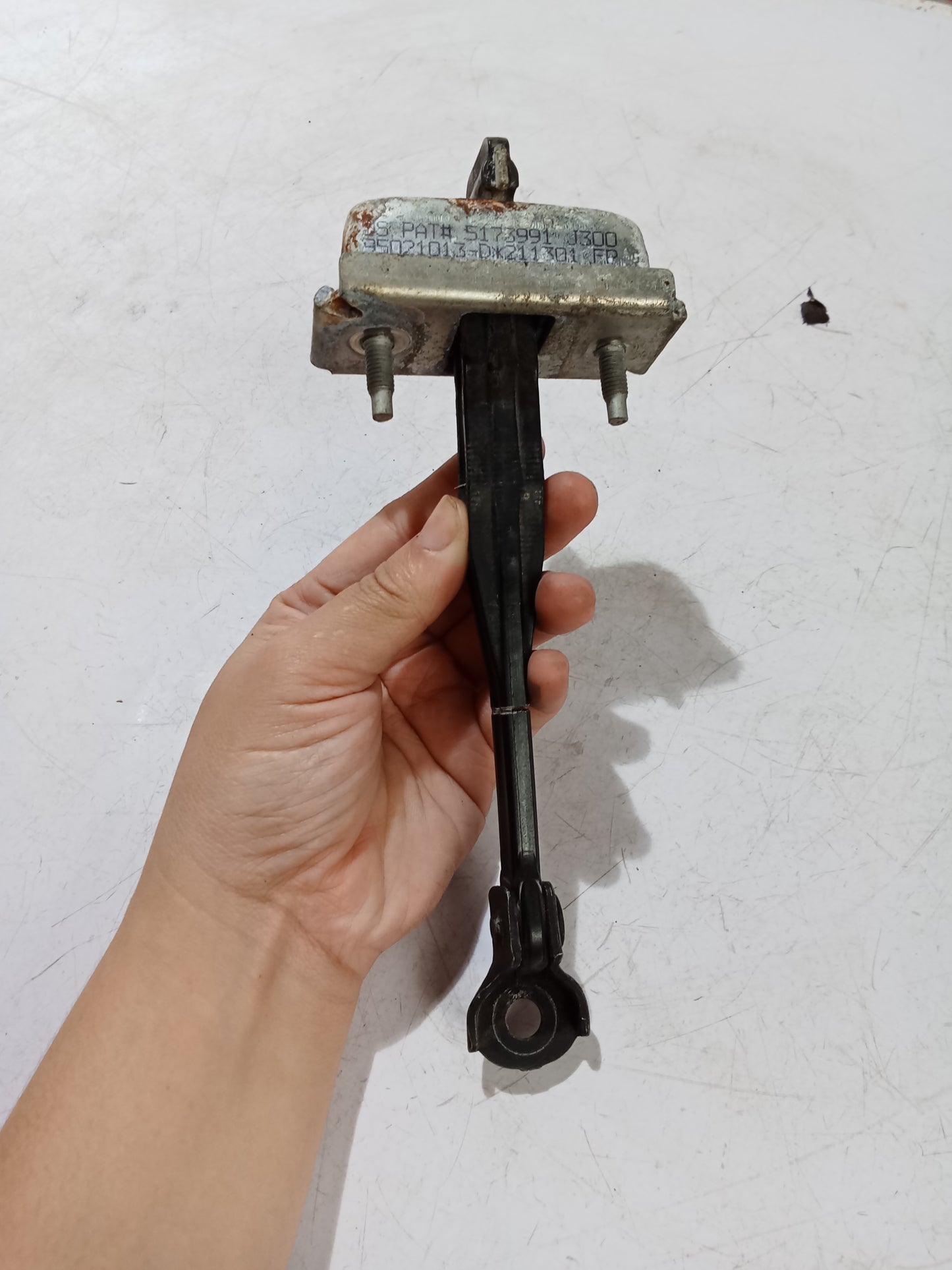 Door Hinges | FDS | Chevrolet Cruze
