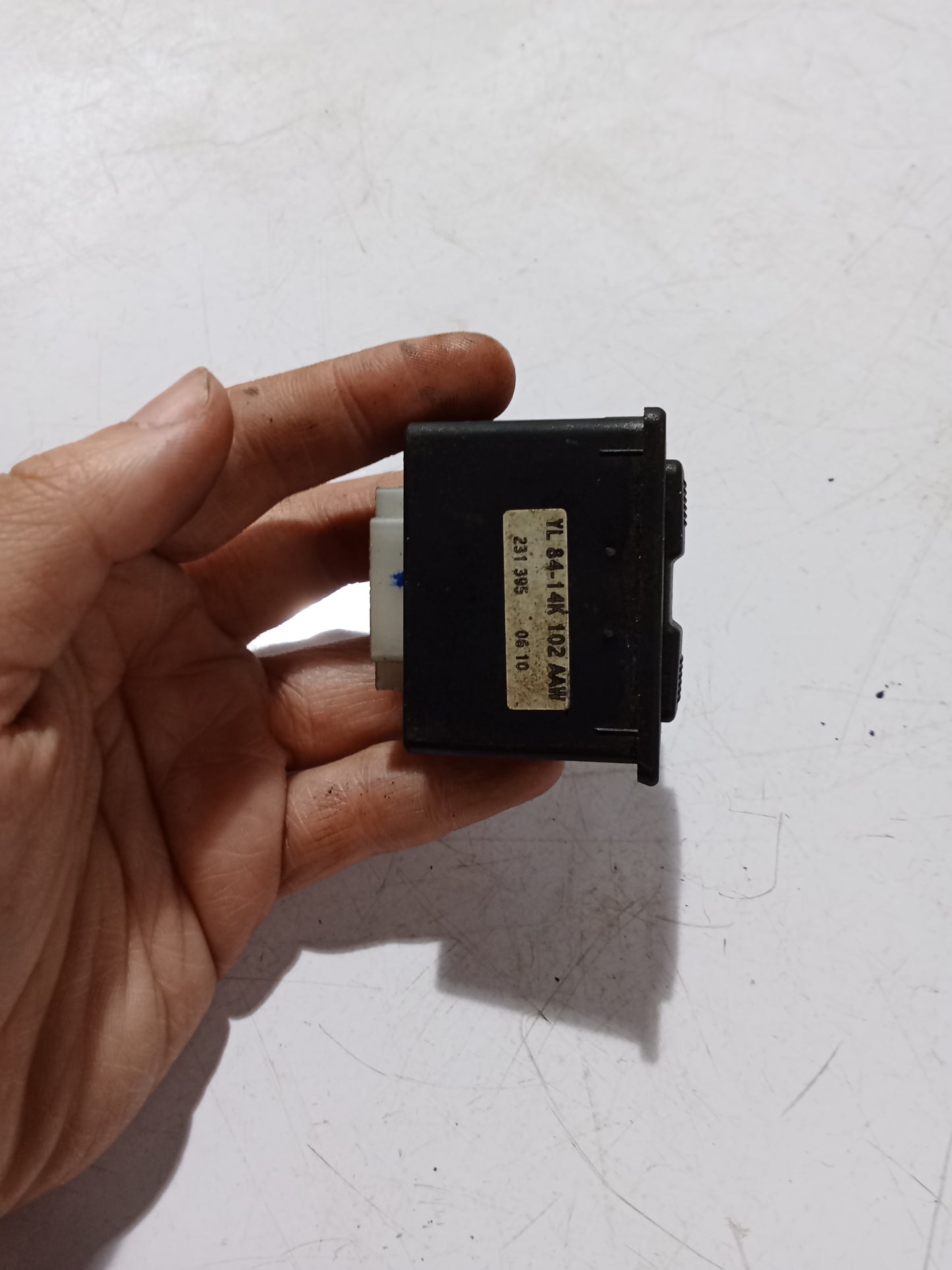 Window Switch | Hyundai Accent