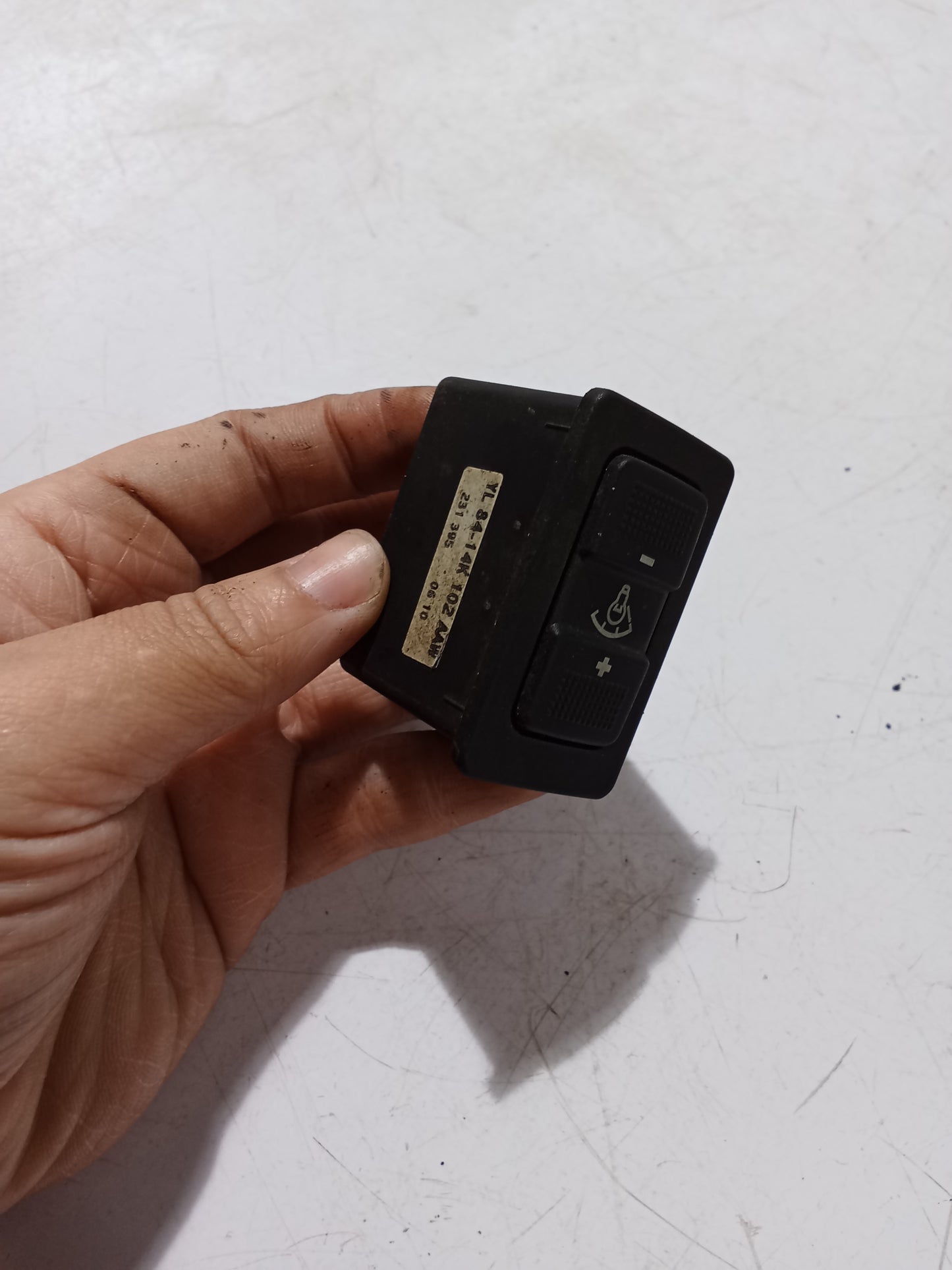 Window Switch | Hyundai Accent