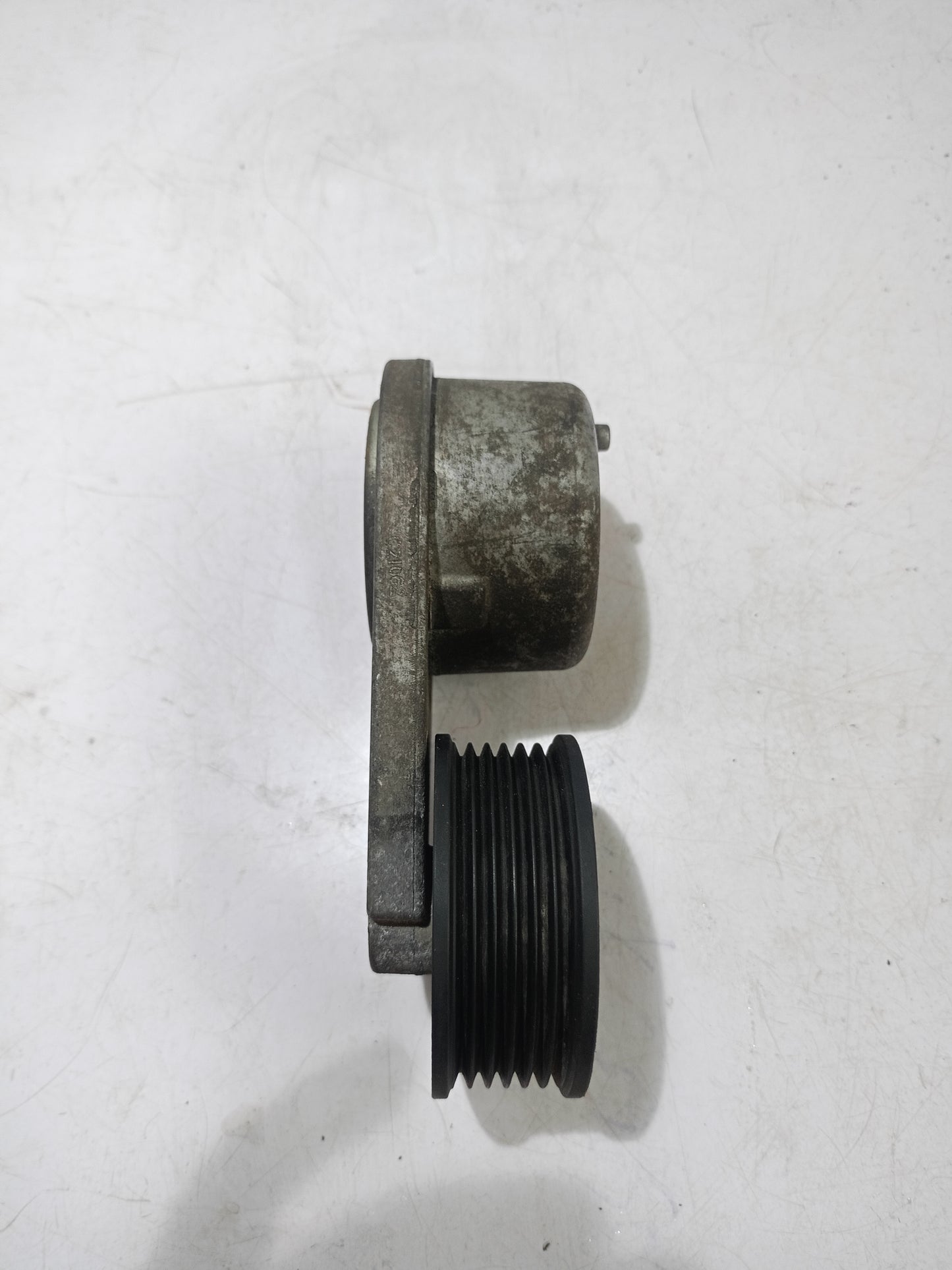 Belt Tensioner | Explorer Eddie Bauer