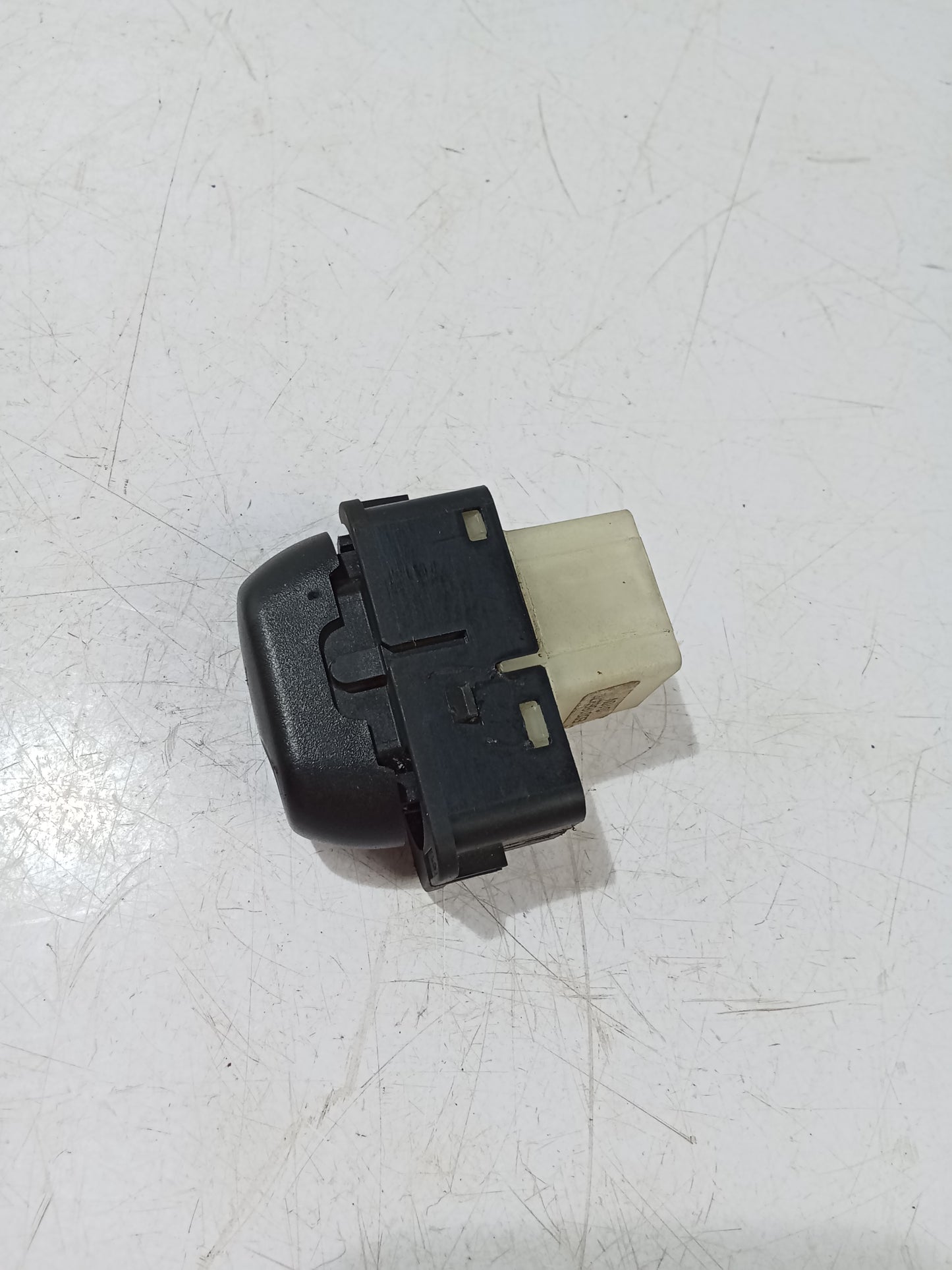 Window Switch | Ford Escape 2.0