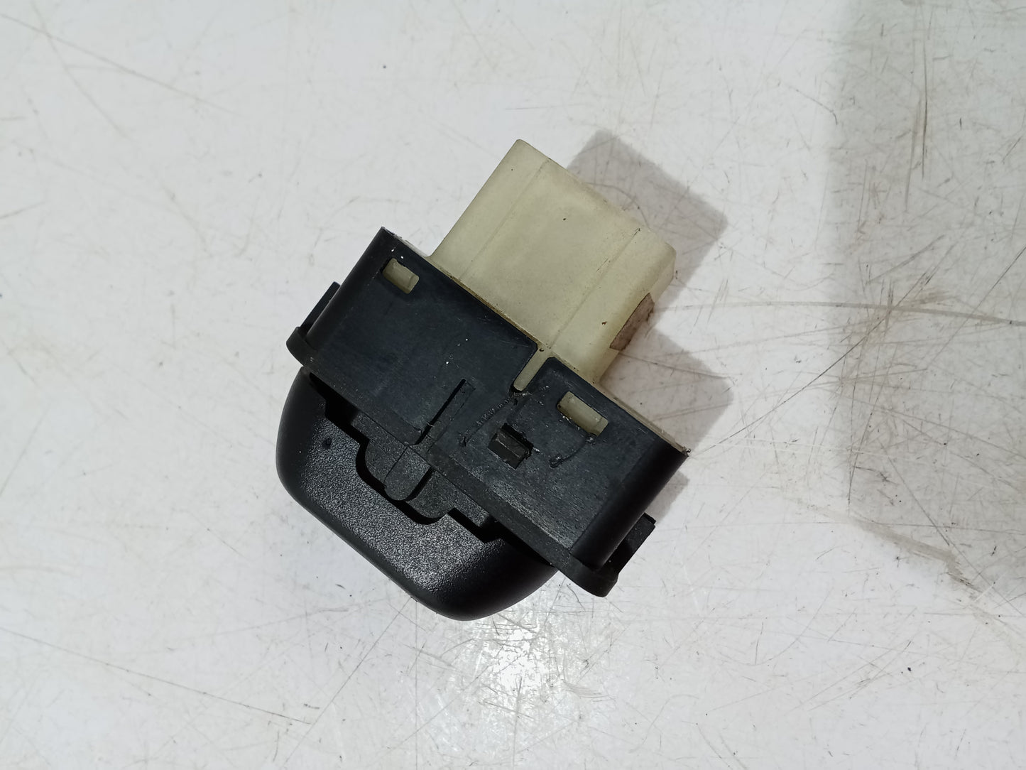 Window Switch | Ford Escape 2.0