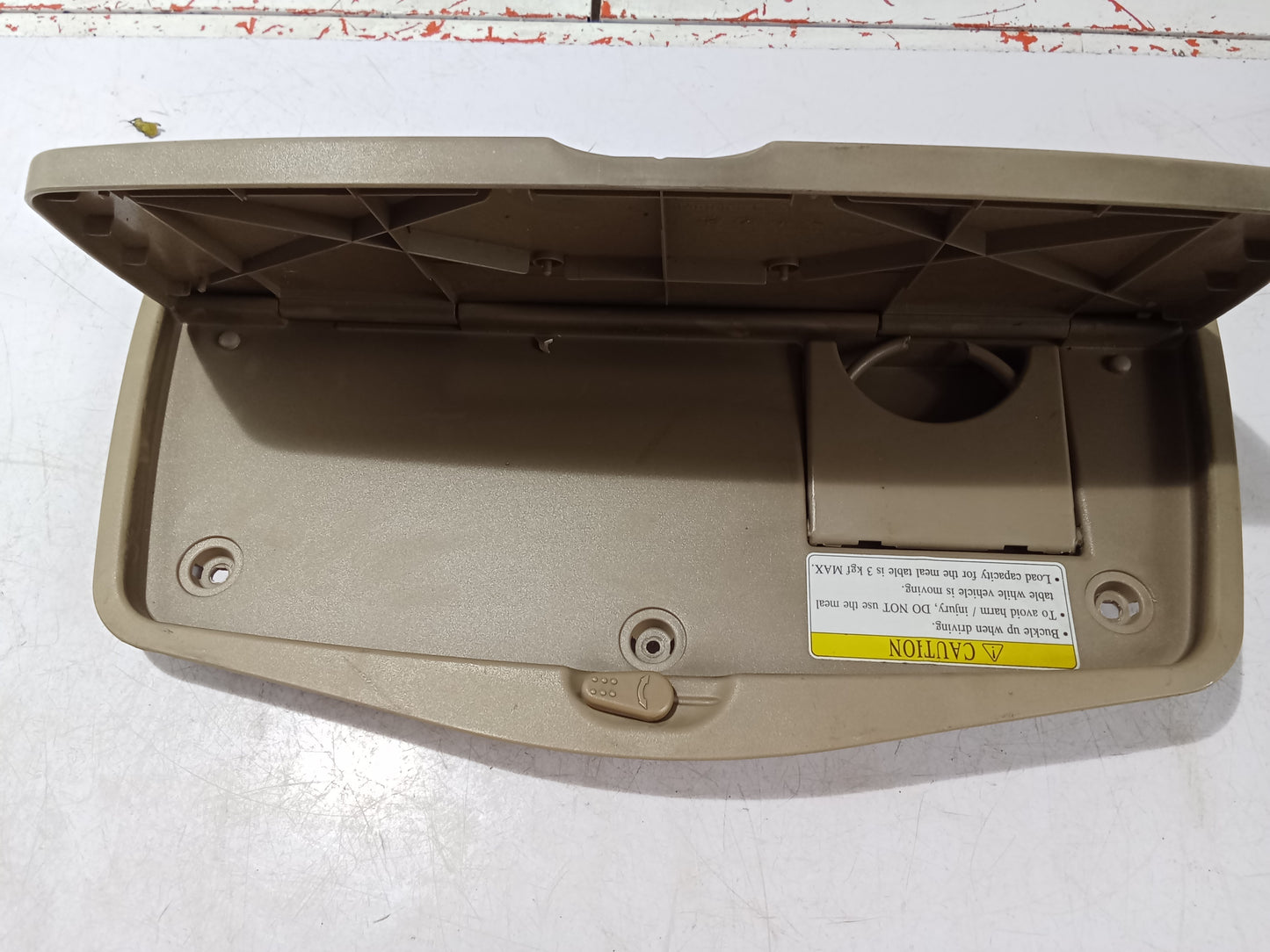 Food Tray | Ford Escape 2.3