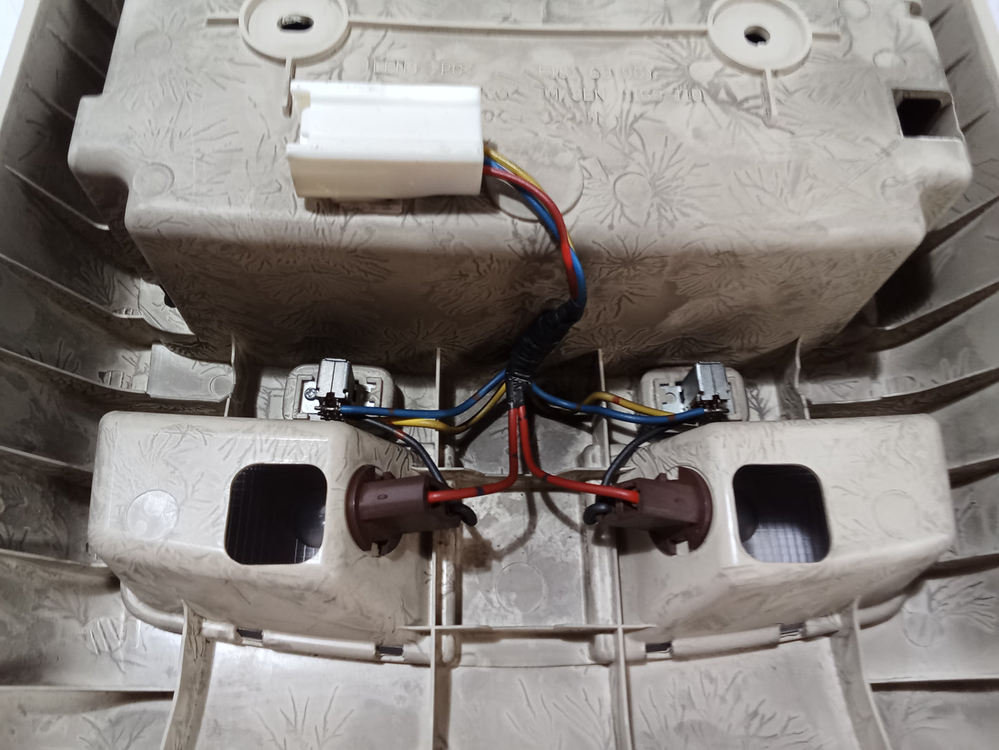 Over Head Console | Ford Escape 2.0