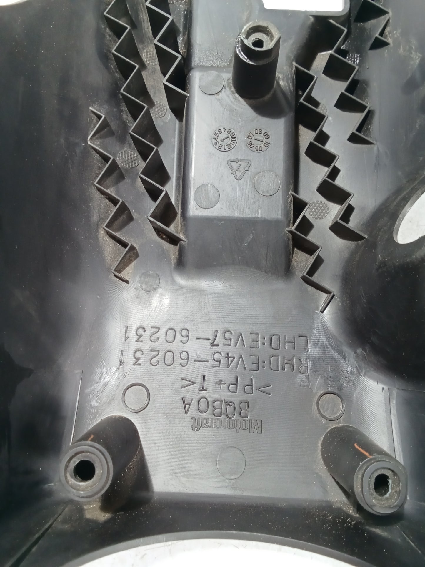 Steering Column Cover | Ford Escape 2.3