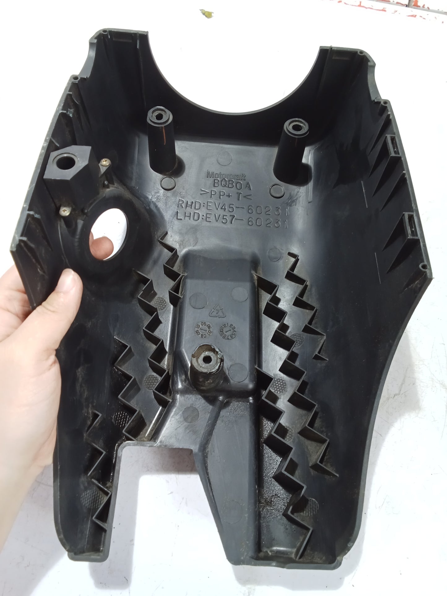 Steering Column Cover | Ford Escape 2.3