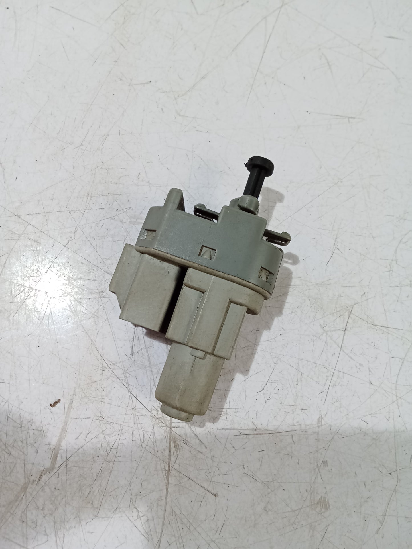 Stop Lamp Sensor | Ford Escape 2.3