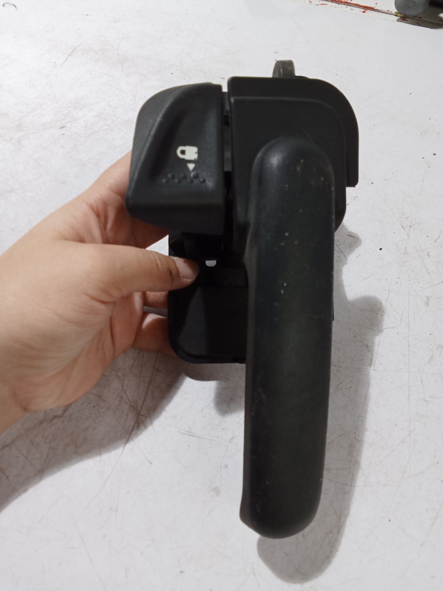 Inner Door Handle P/S | Ford Explorer