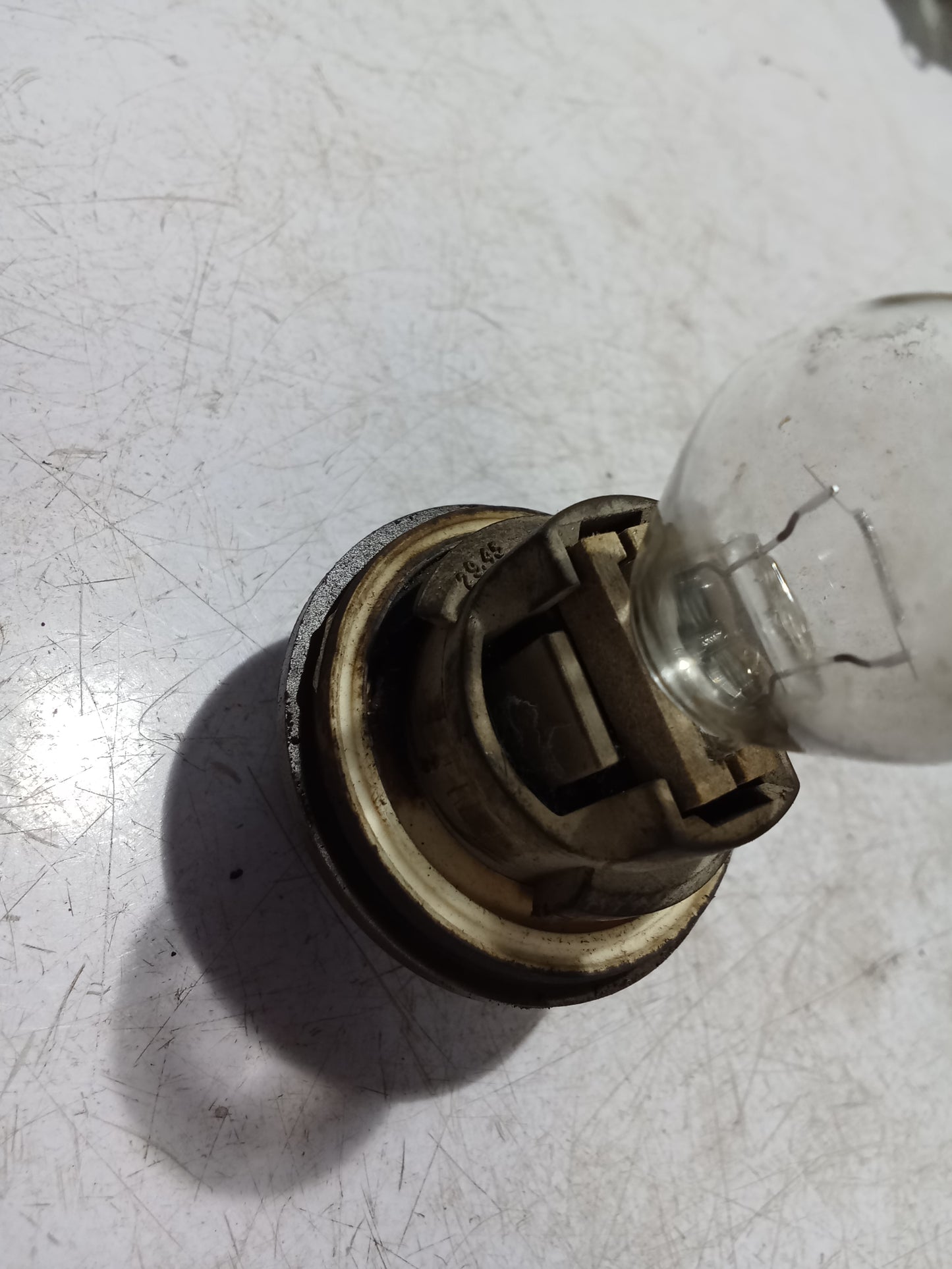 Bulb Holder Socket w Bulb | Ford Expedition