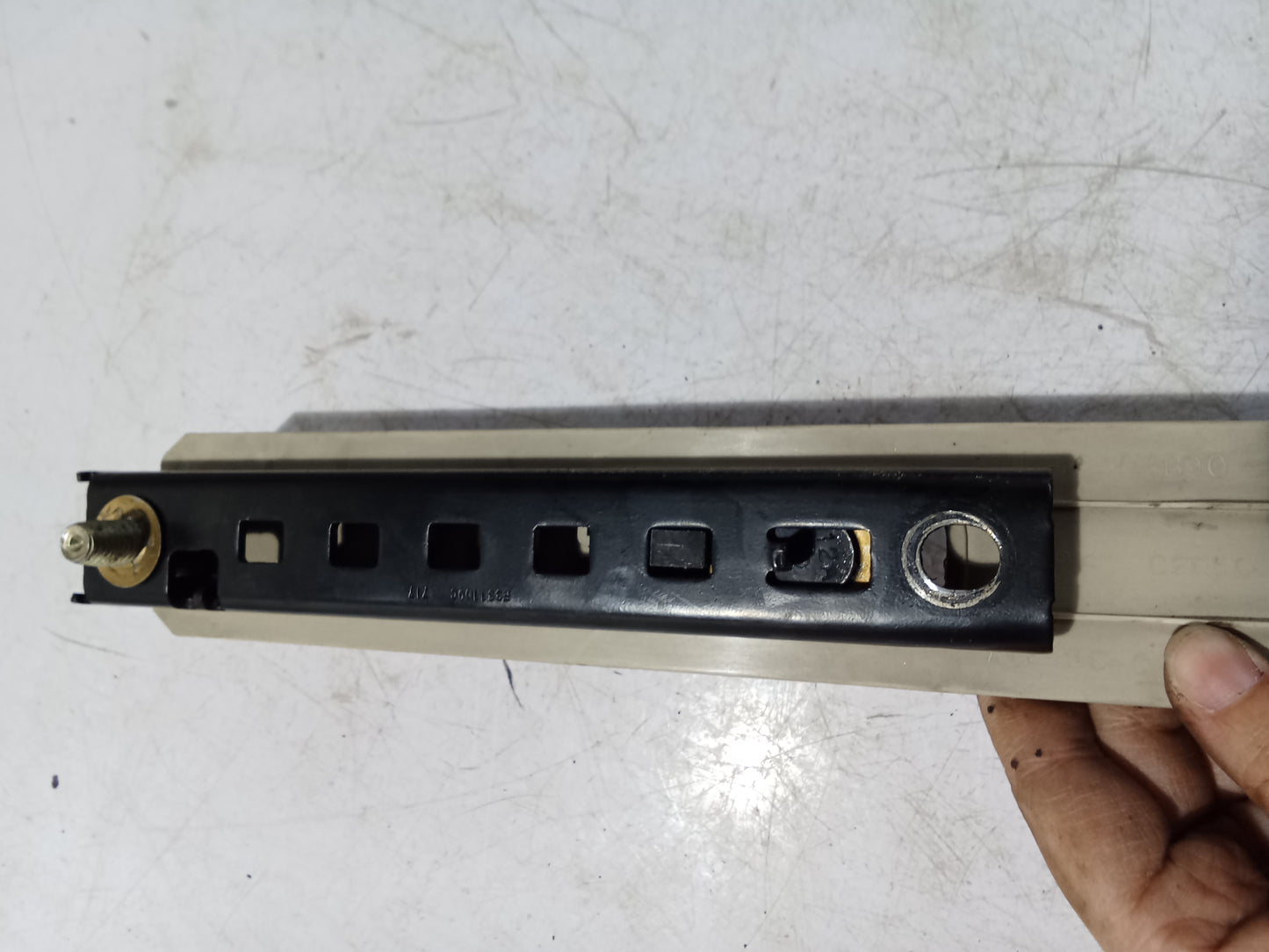 Door Catcher | Ford Expedition
