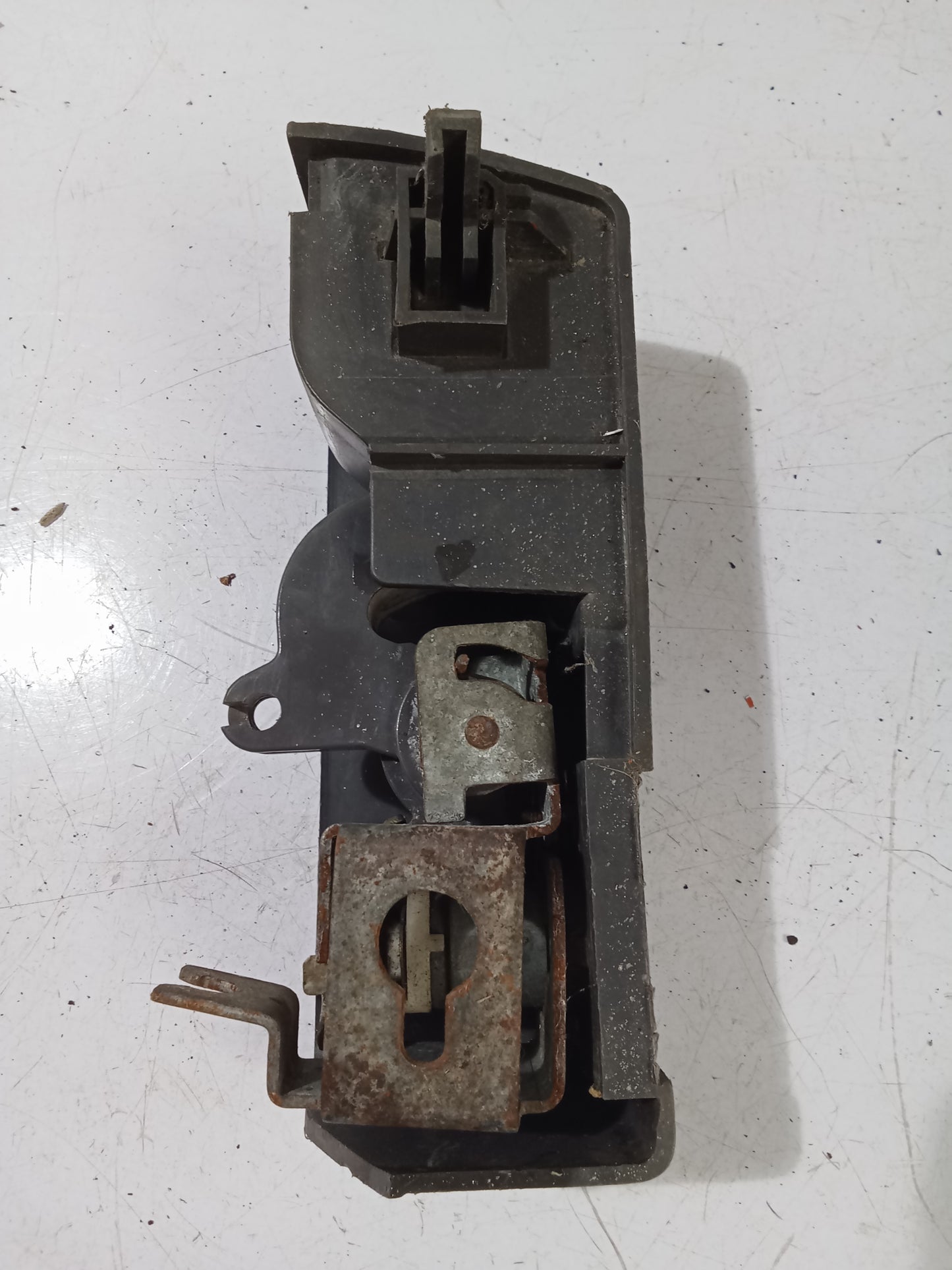 Trunk Lid and Fuel Door Release| Honda Accord