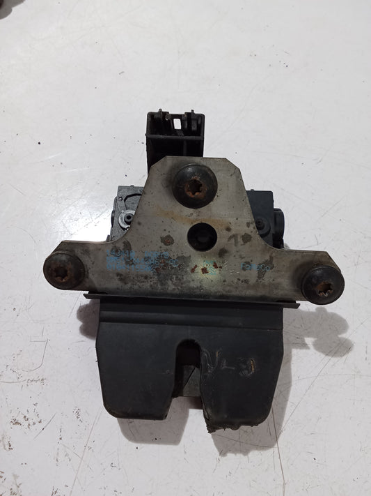 Actuator Lock Rear | Ford Everest