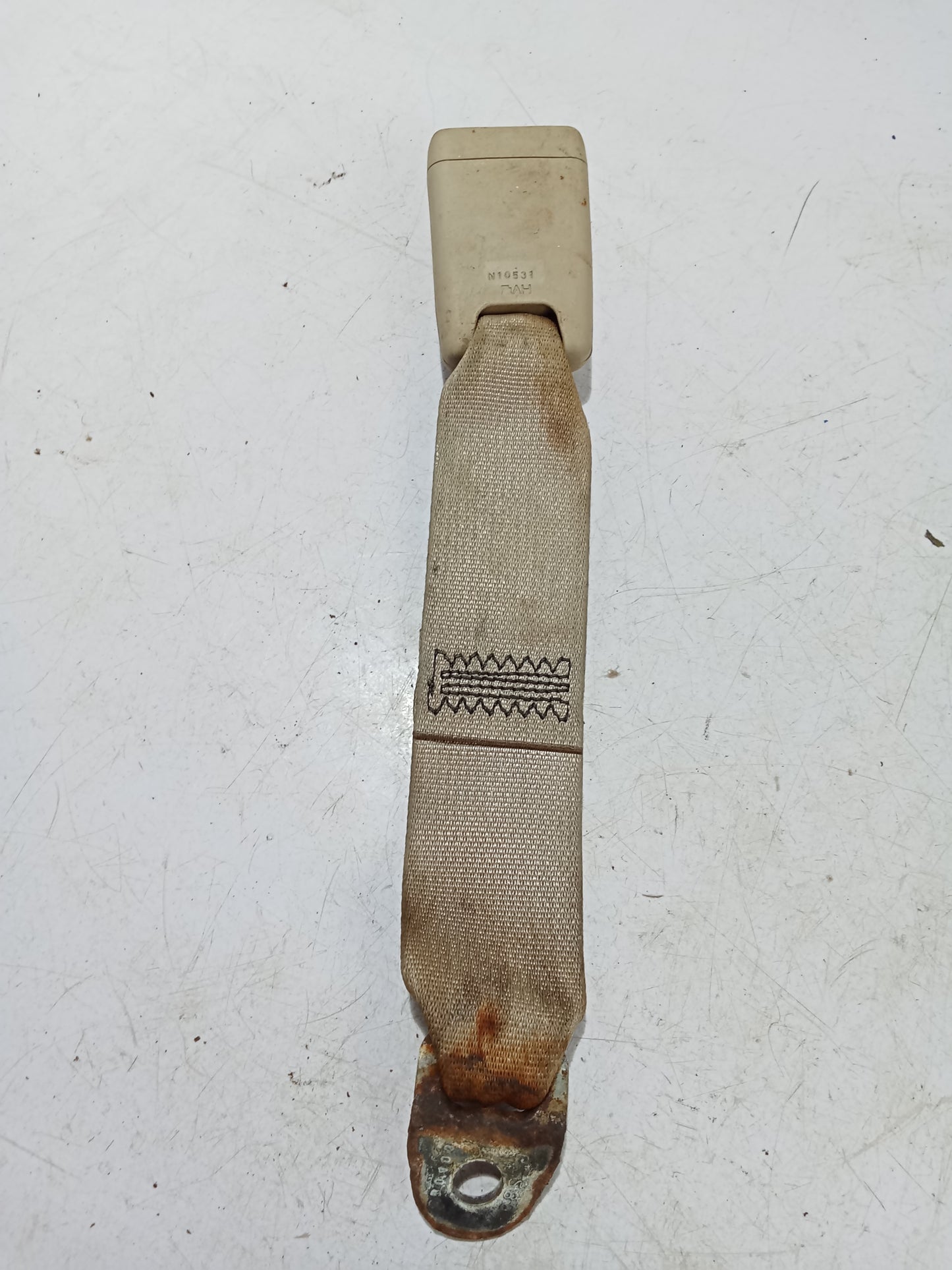Seatbelt Catcher | Nissan Navara