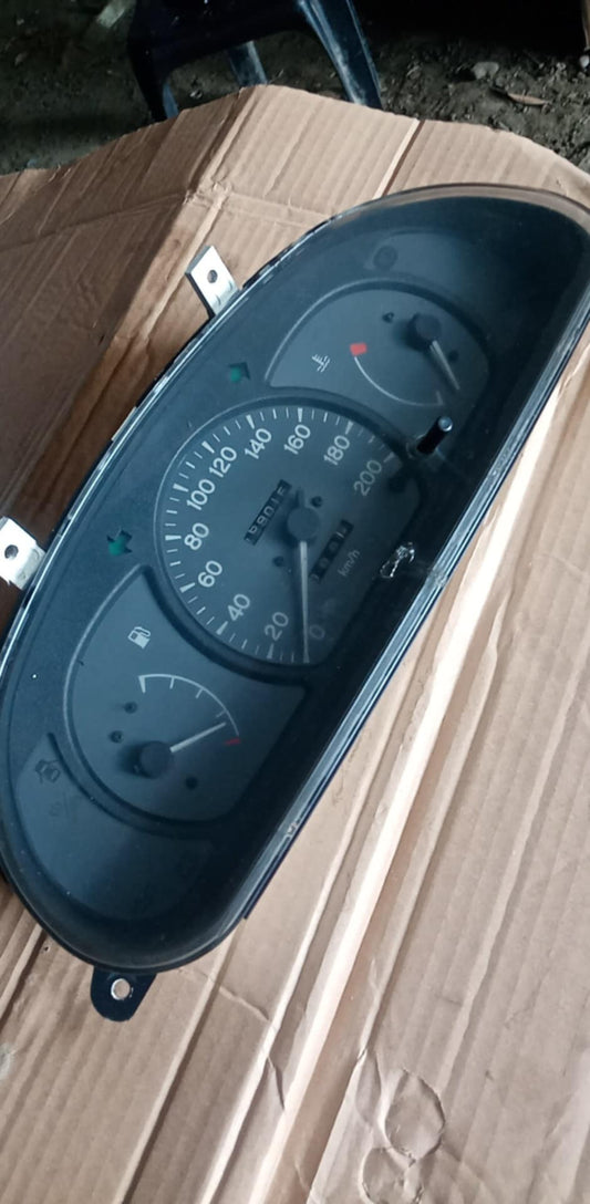 Mitsubishi Lancer Itlog Panel Gauge