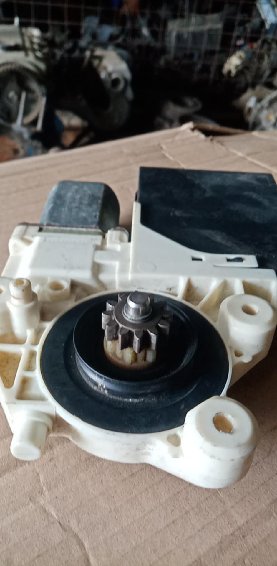 Ford Focus Power Window