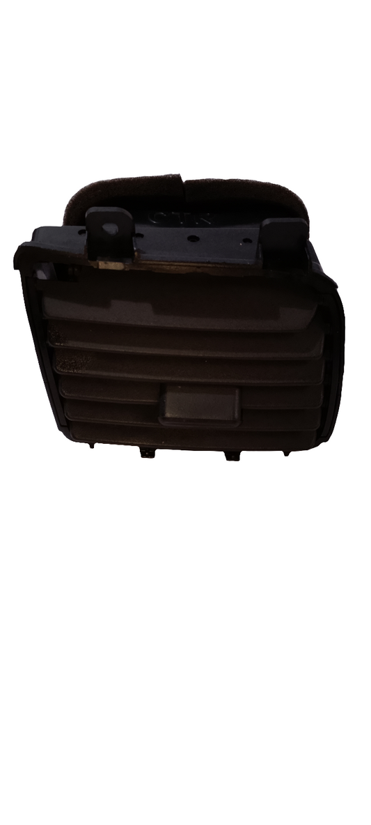 AC Vent | Driver Side | Nissan Sentra