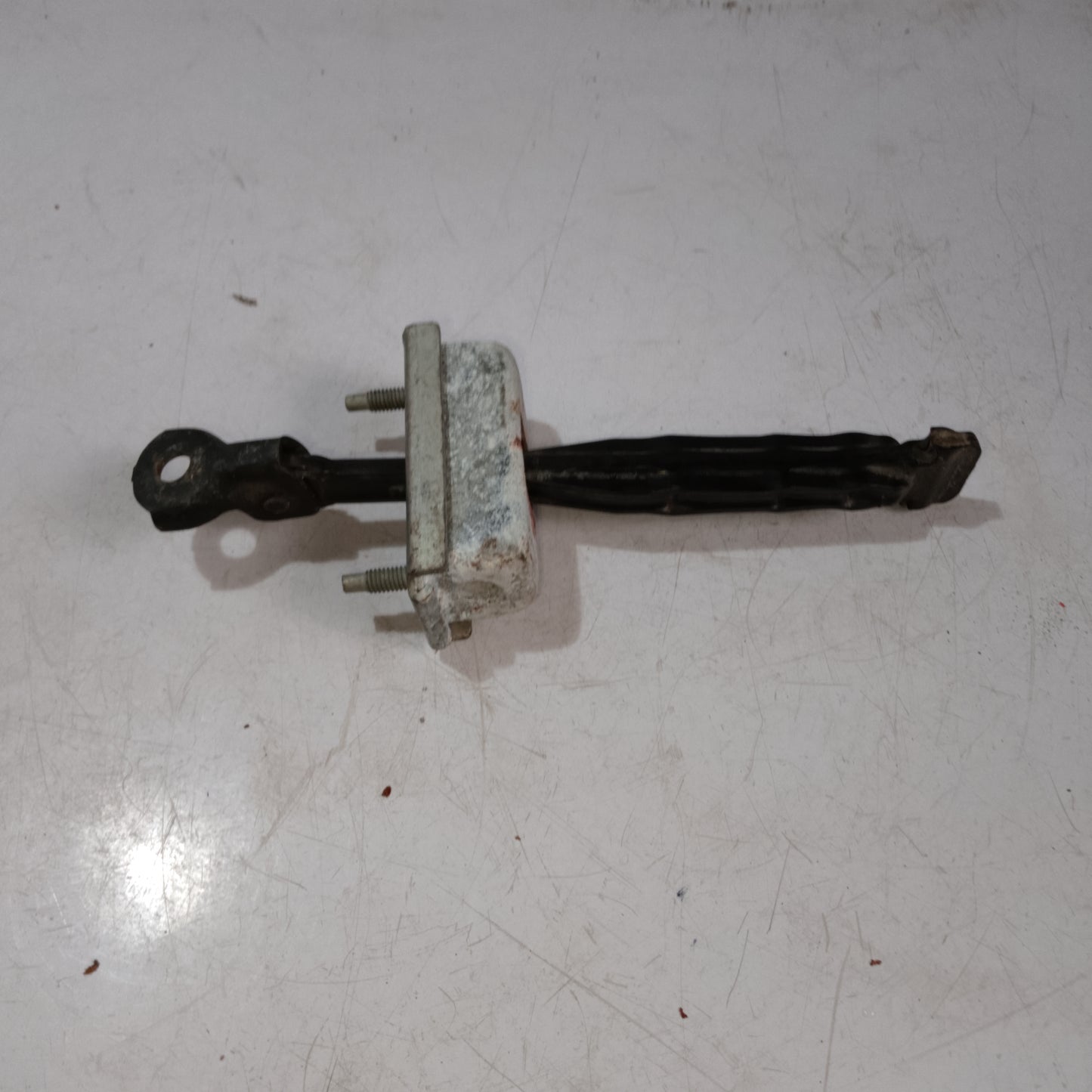 Door Hinge | Chevrolet Cruze