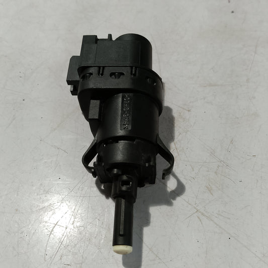 Break Light Switch | Explorer