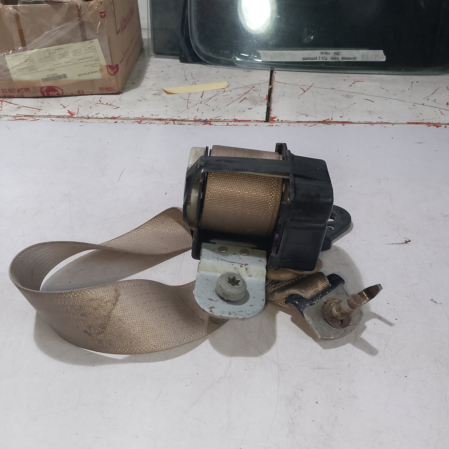 Seatbelt Assy F/D/S w/ issue | Explorer
