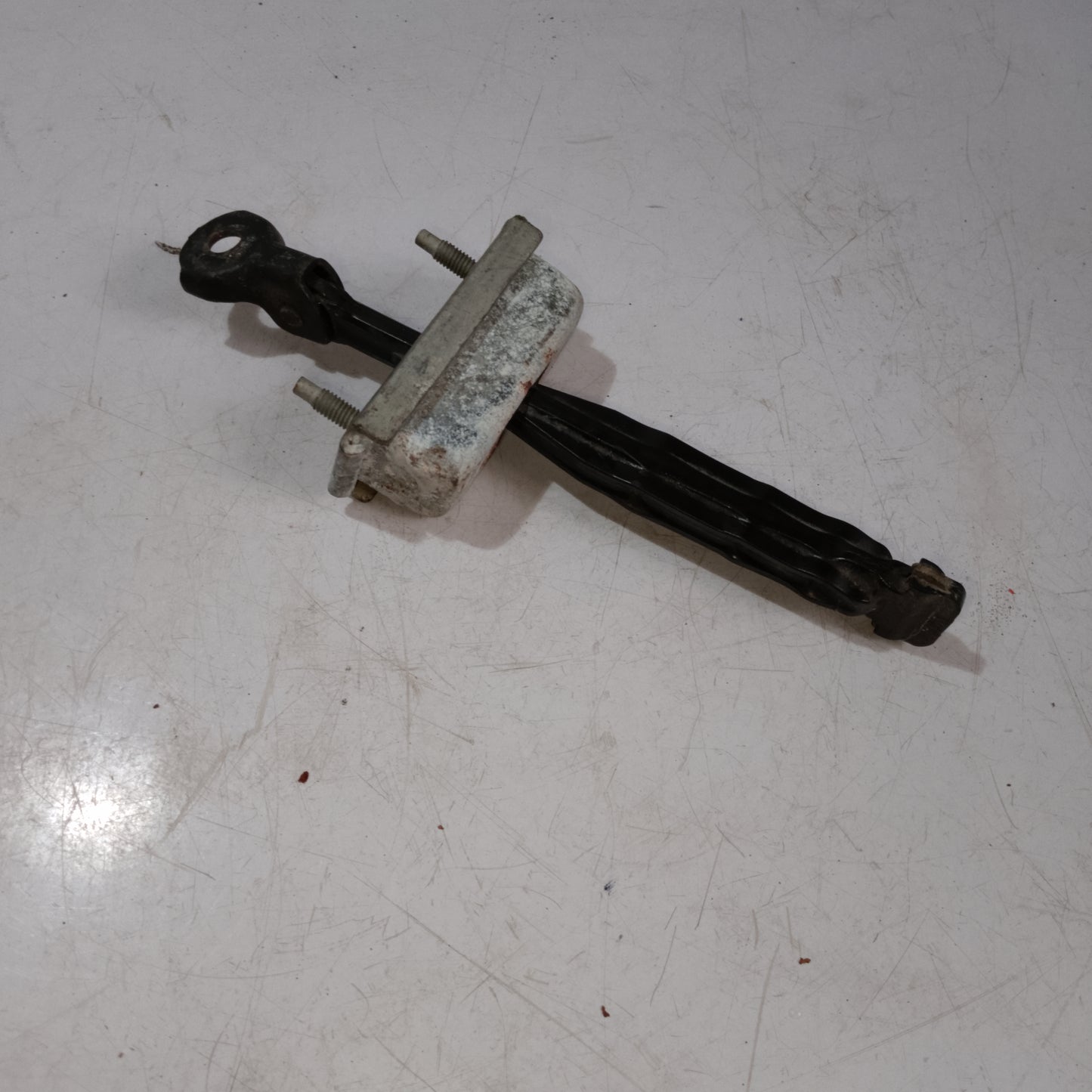 Door Hinge | Chevrolet Cruze