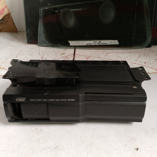 Audiovox 6 Disc Changer | Expedition