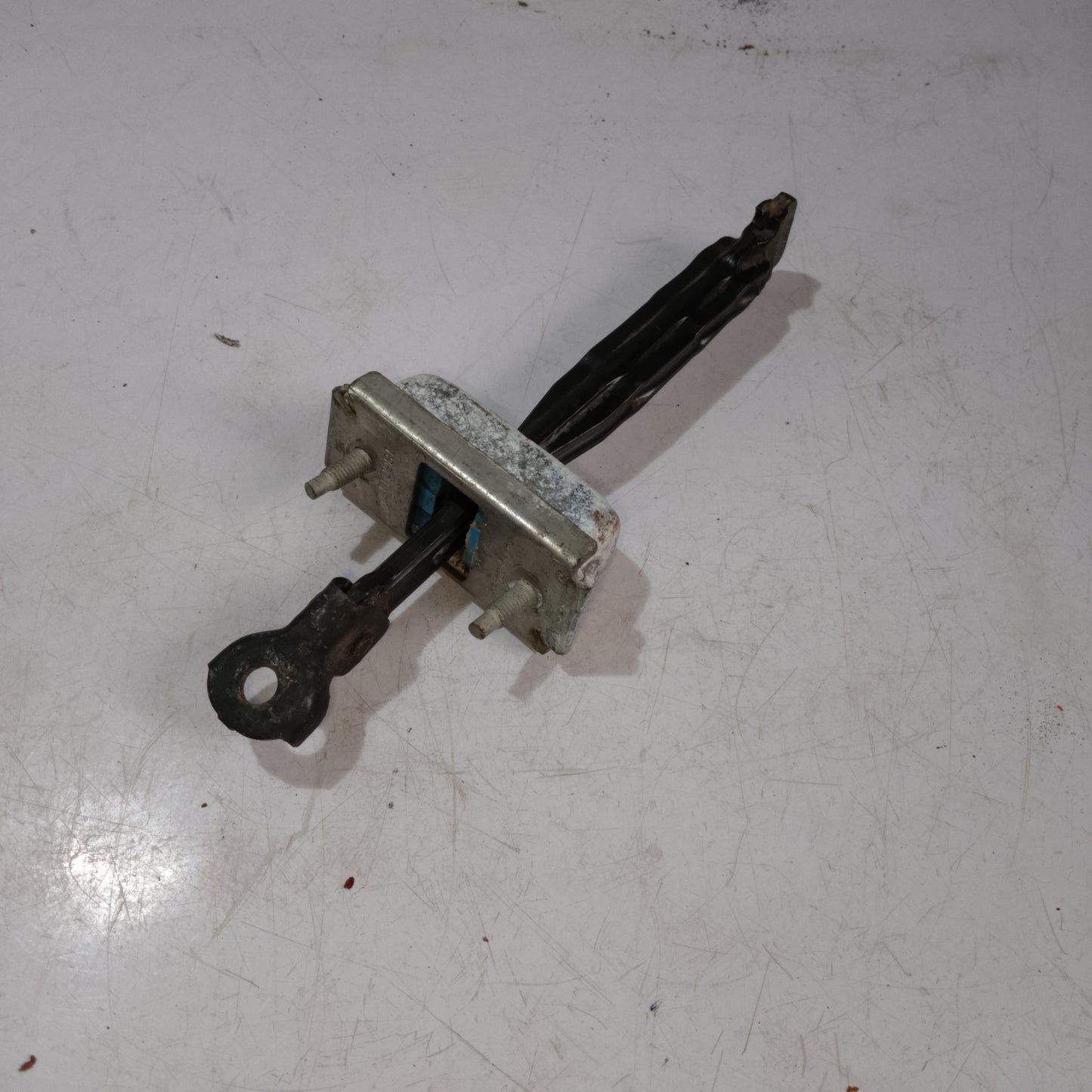 Door Hinge | Chevrolet Cruze