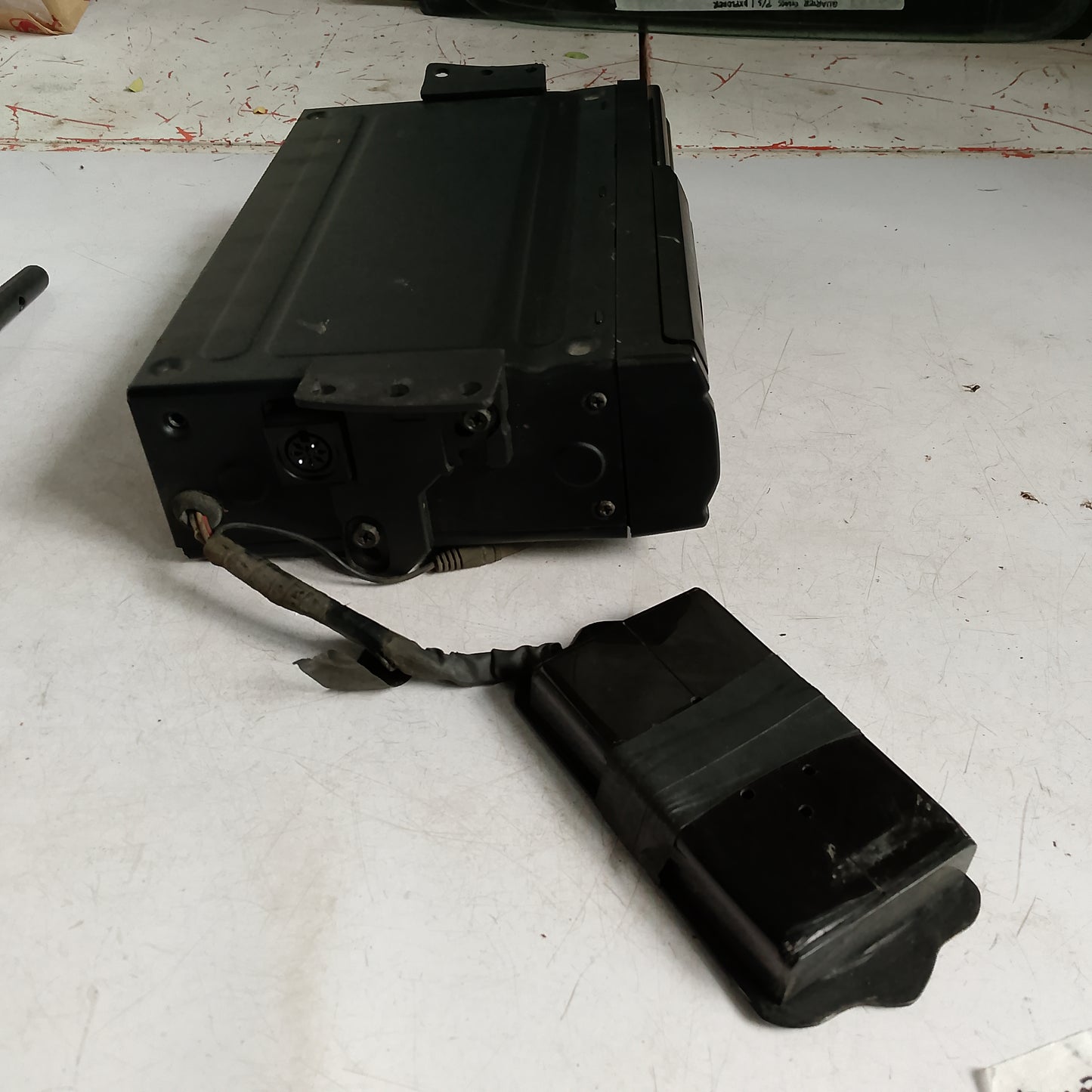 Audiovox 6 Disc Changer | Expedition