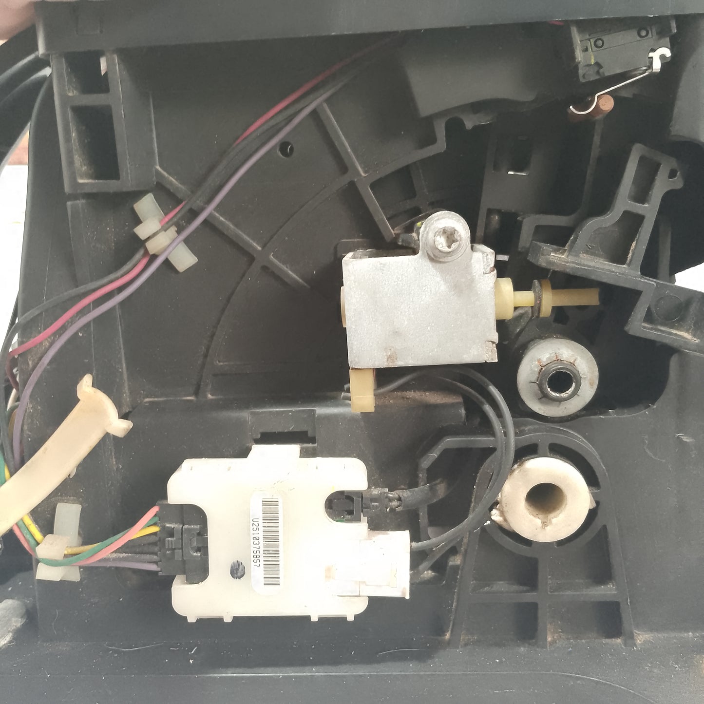 Gear Shifter Assy | Explorer