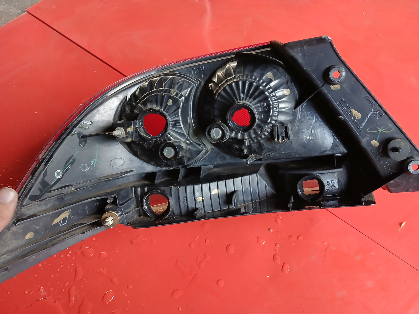 Mitsubishi Lancer Cedia Tail Light Driver Side ( with issue )