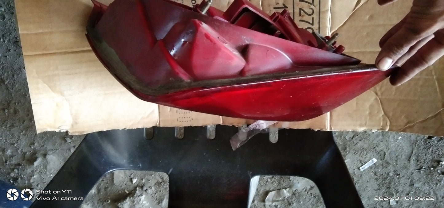Optra Chevrolet Tail Light Without Bulb Passenger Side