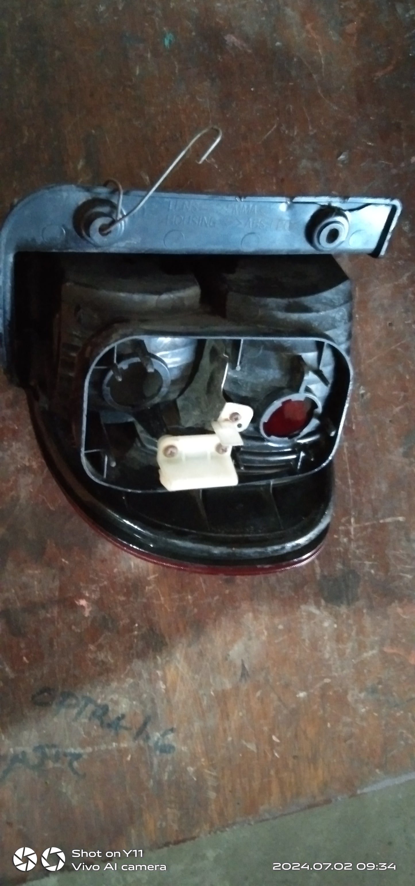 Hyundai Storex Tail Light Without Bulb Driver Side
