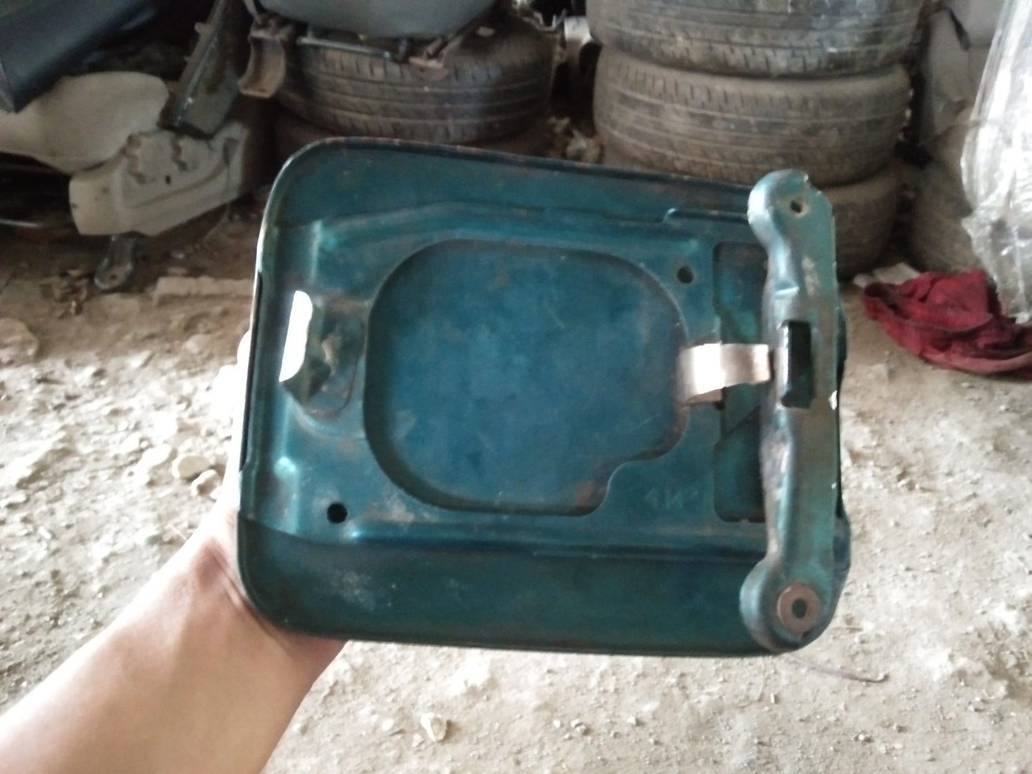 Super Saloon Gas Tank Cover