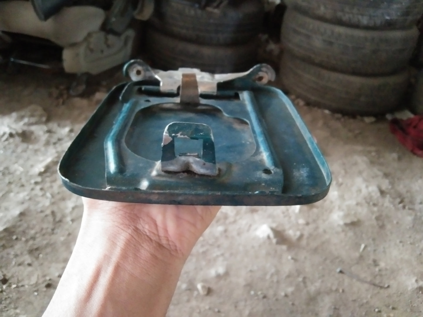 Super Saloon Gas Tank Cover