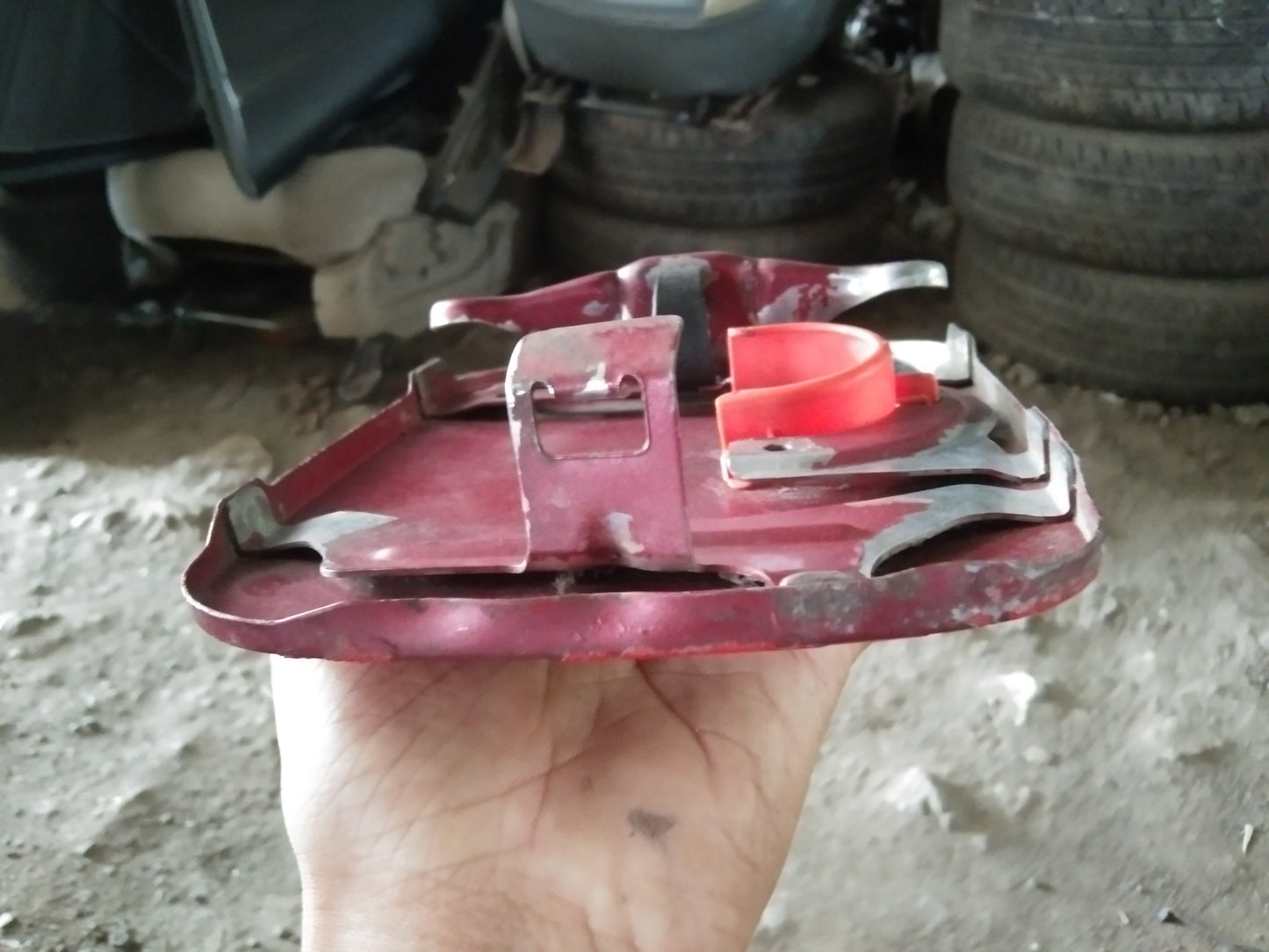 Nissan Eccs Gas Tank Cover