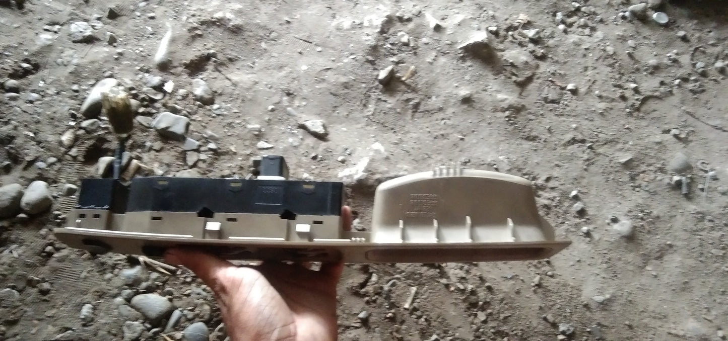 Optra 1.8 Main Switch Driver Side