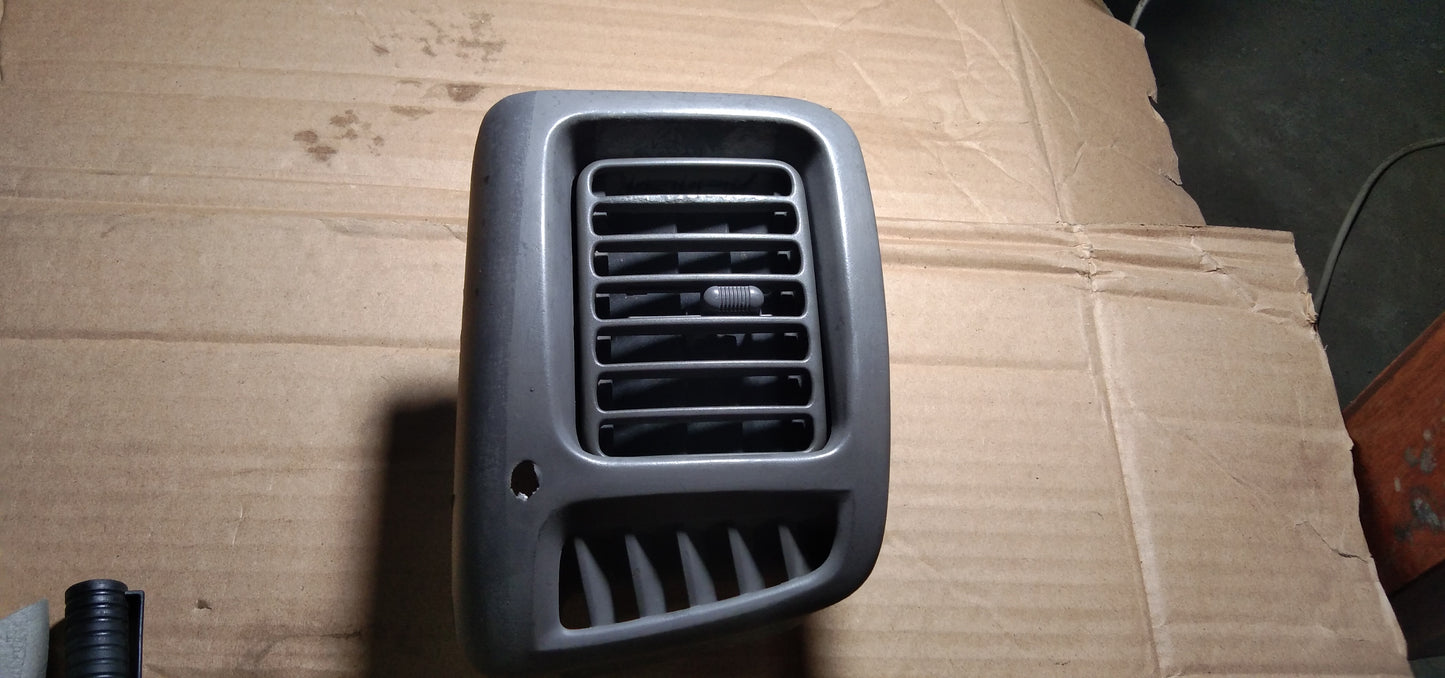 Optra 1.6 Air-Con Louver